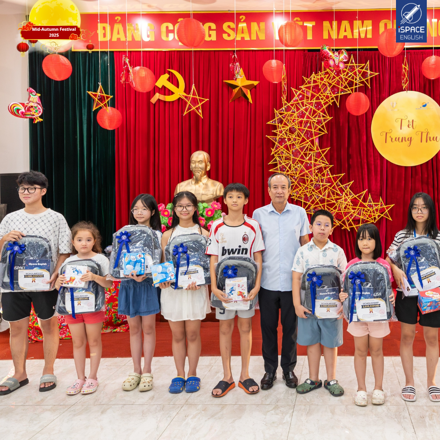 ISPACE ENGLISH Vui Hội Trăng Rằm Cùng Cư Dân Chung Cư Sunshine Riverside